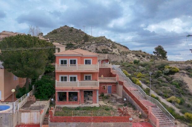 property image #0