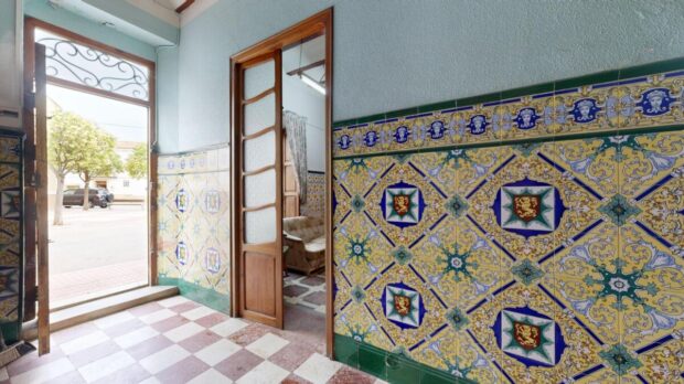 property image #0