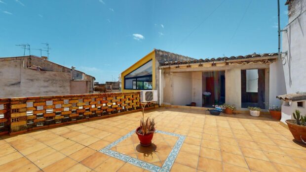 property image #2