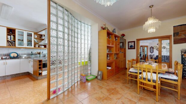 property image #4