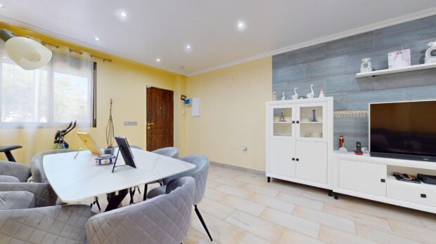 property image #2