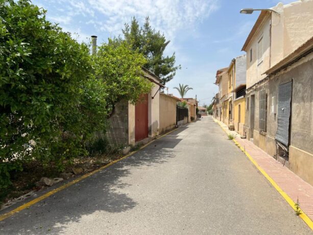 property image #3