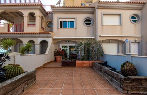 property image #3
