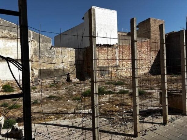 property image #3