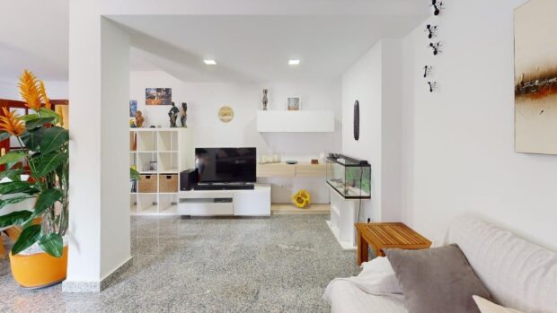 property image #3