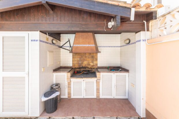 property image #3