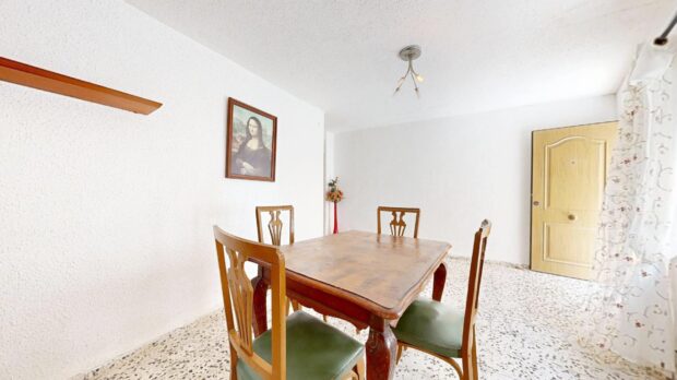 property image #3