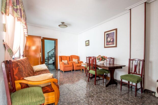 property image #3