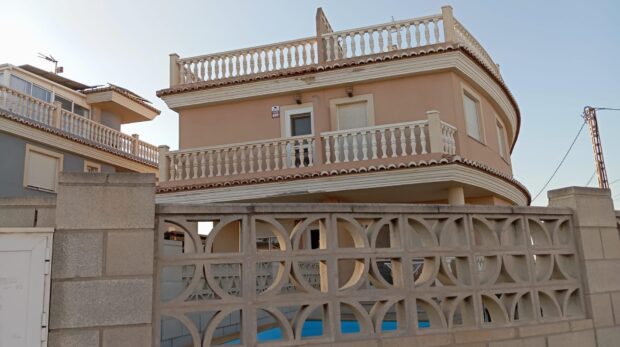 property image #0