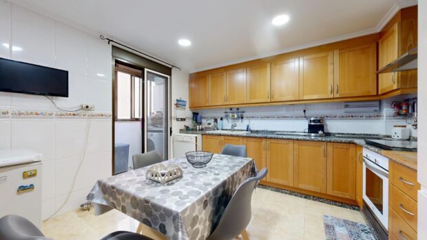 property image #1