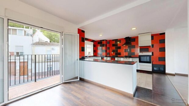property image #0