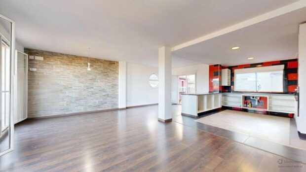 property image #2