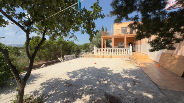 property image #1