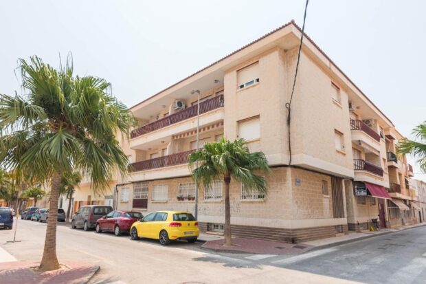 property image #1