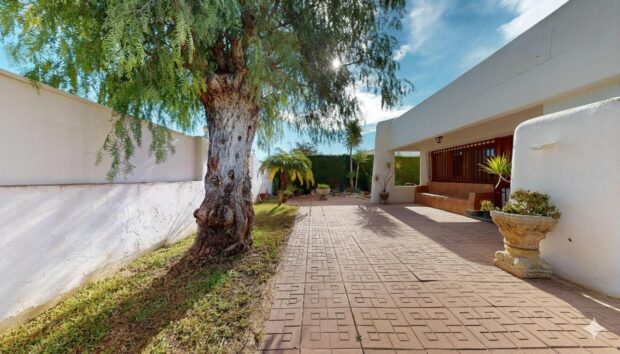 property image #3