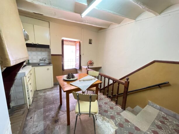 property image #3