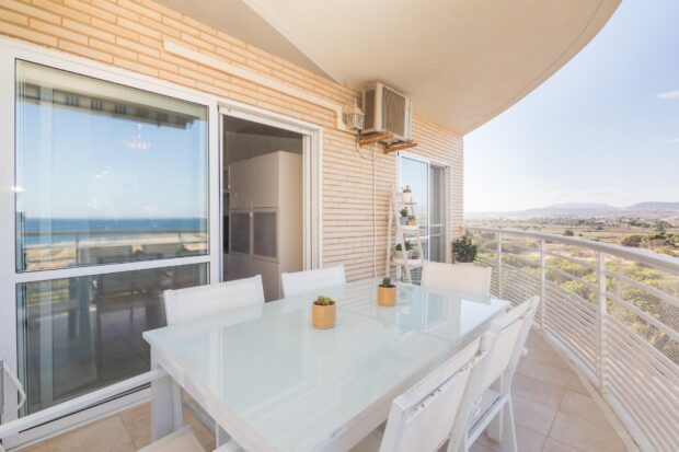 property image #3