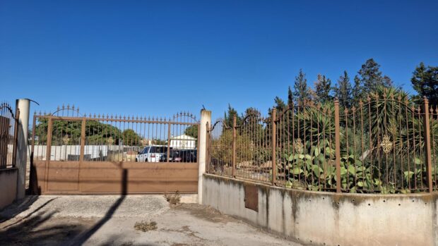property image #3