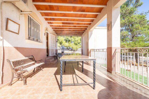 property image #1