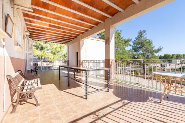 property image #2