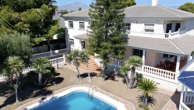 property image #0