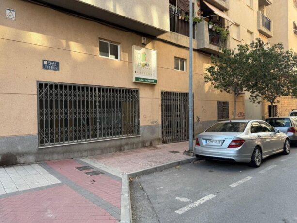 property image #3