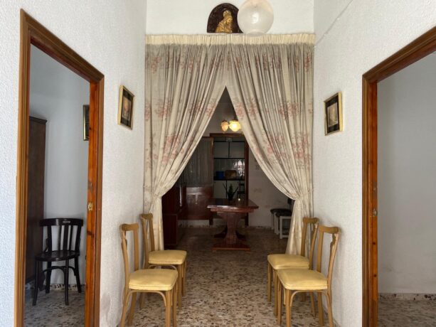 property image #0