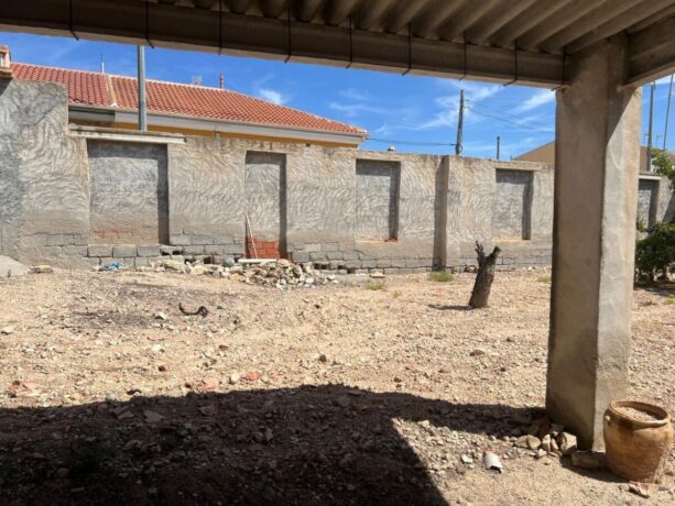 property image #3