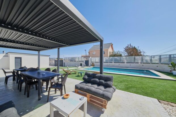 property image #3