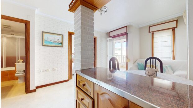 property image #3