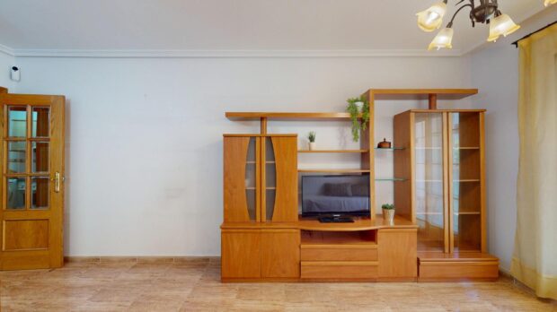 property image #3
