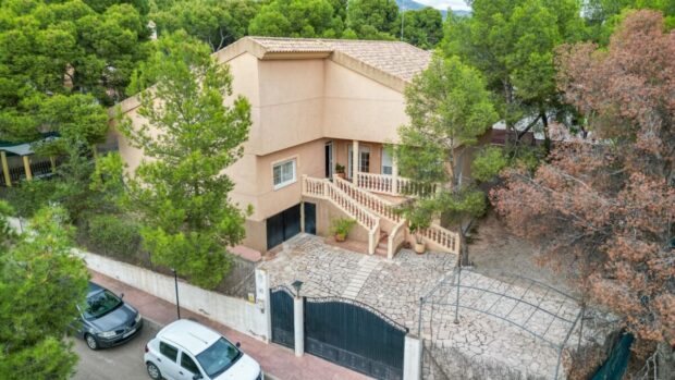 property image #0