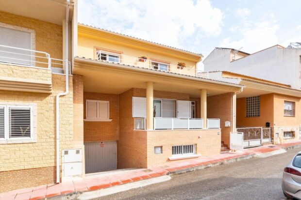 property image #0