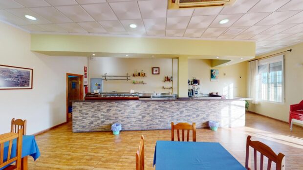 property image #3