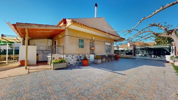 property image #4