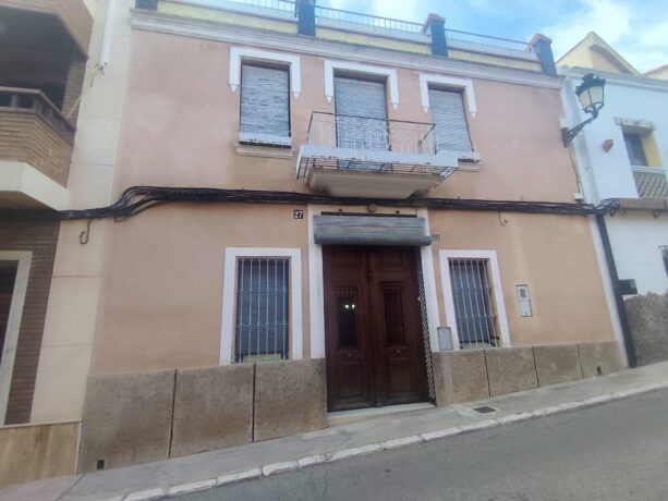 property image #0