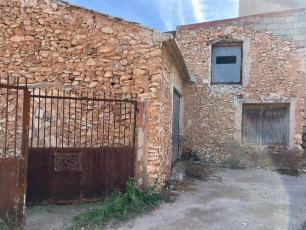property image #0