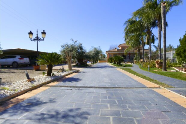 property image #1