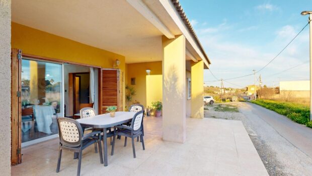 property image #3