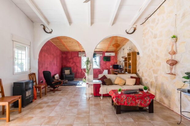 property image #1