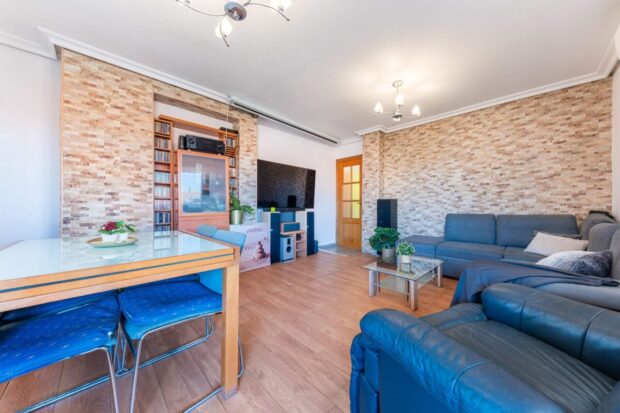 property image #3