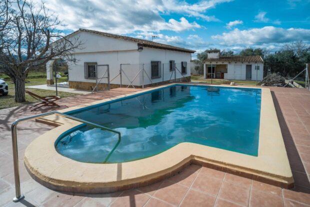 property image #0