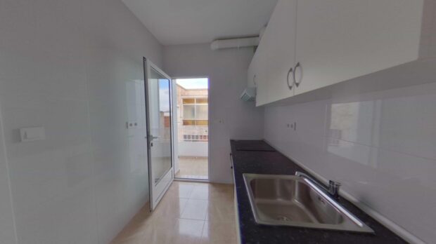 property image #3