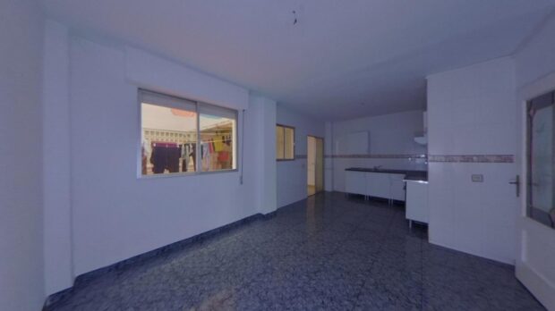 property image #3
