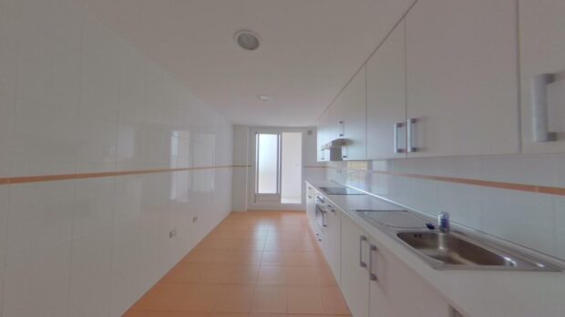 property image #3