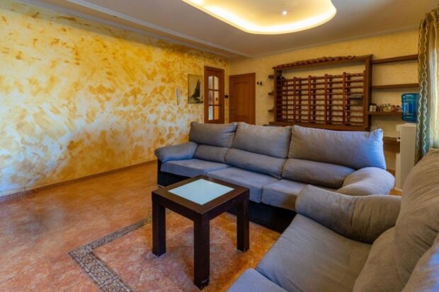 property image #3