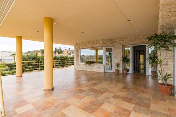 property image #0