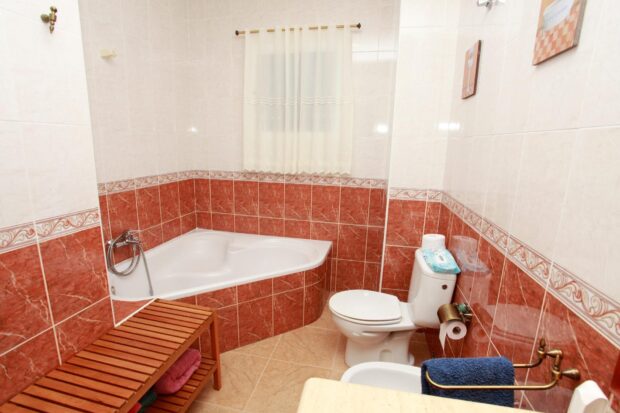 property image #1
