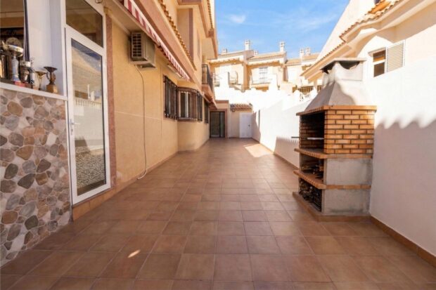 property image #2