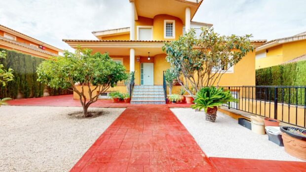 property image #0